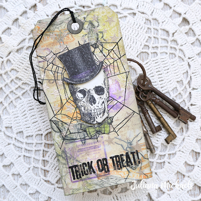 Trick or Treat Halloween Tag featuring Stamp and Smear Background Technique with Distress Oxide Inks. Products used include Tim Holtz Stampers Anonymous stamps and Ranger Ink