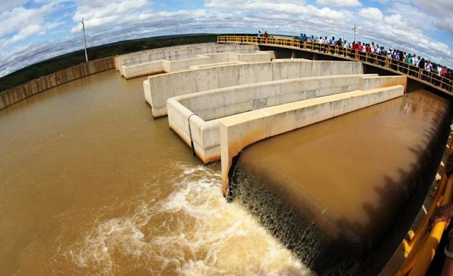 Prefeito Elmo Vaz comemora inauguração do Baixio de Irecê, que acontece nesta sexta