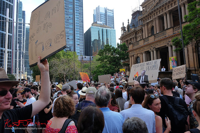 Sydney Climate Rally - George St Crowd.