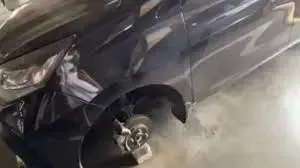 Viral 3 Ban Daihatsu Sigra Hilang saat Parkir di ITC Cempaka Mas