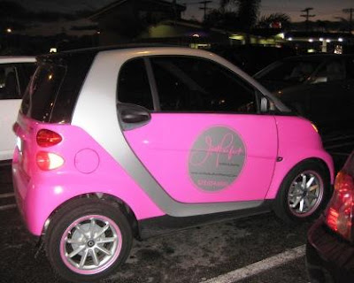 little PINK Smart Car!