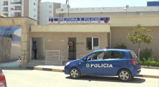 Vlora, thieves gets inside the Hotel room and steal the service gun of the officer