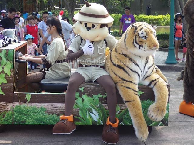 Leofoo Village Theme Park (六福村主題遊樂園)