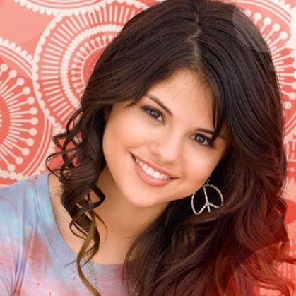 Images Selena Gomez on Selena G  Mez Nominada A 6 Teen Choice Awards   Cotibluemos
