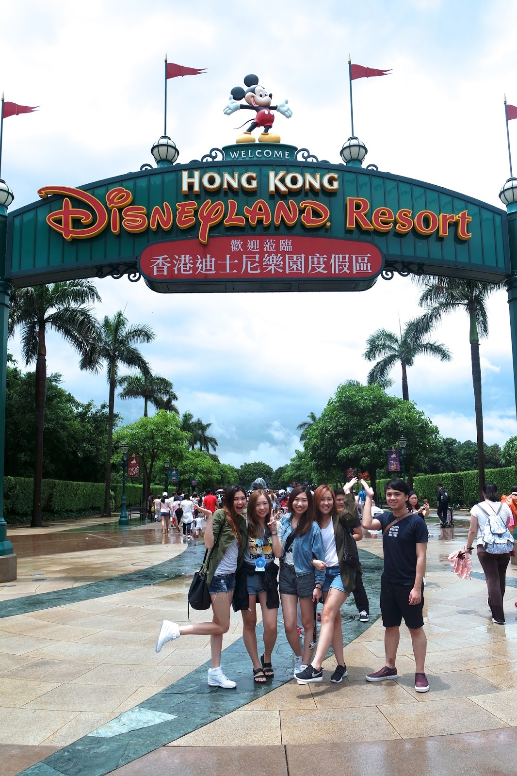 Hong Kong Day 3 Disneyland Esther Rachel