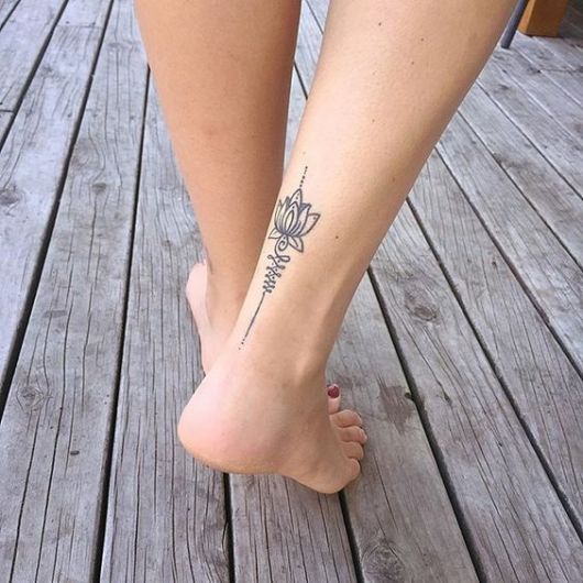 tatuagens femininas para a panturrilha