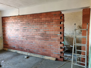 And a good looking brick wall