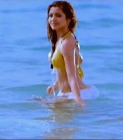 anushka sharma bikini