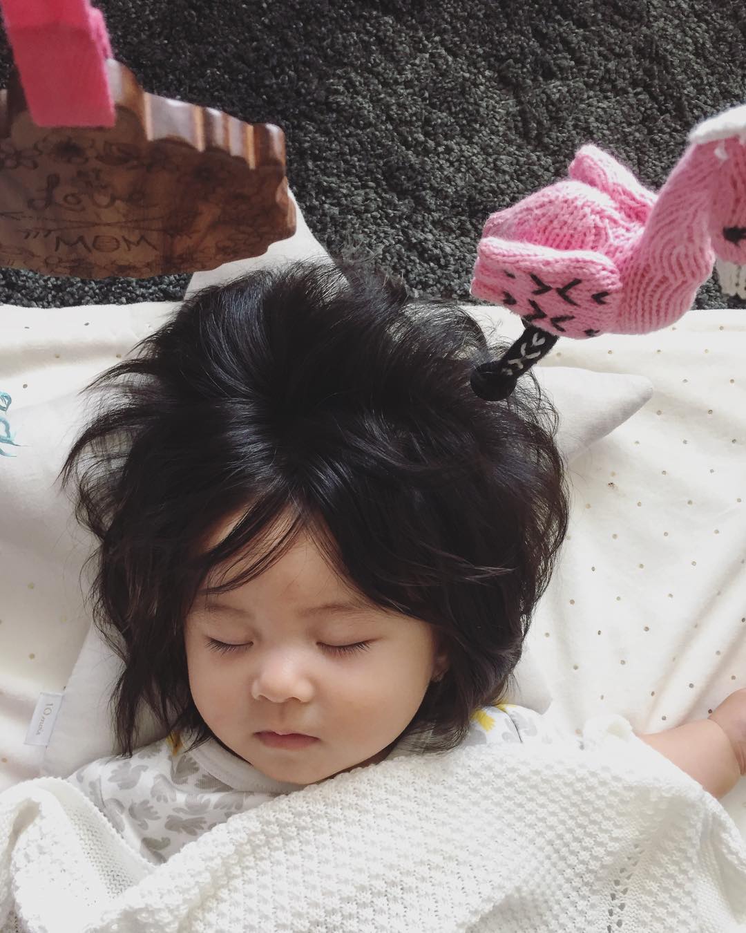 Viral Bayi Imut Rambut Super Tebal Ini Rahasia Alami Melebatkan