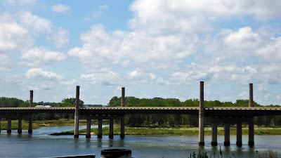 neue Brücke