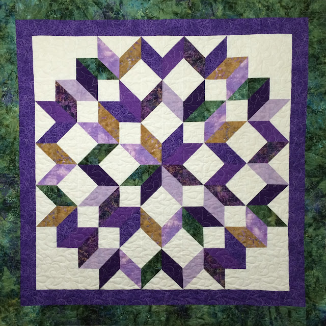 Pat Donovan's Rippling Star quilt