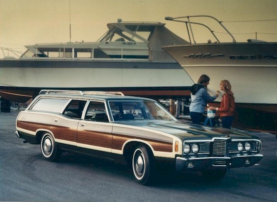 YACFMP 1972 Ford LTD Country Squire Station Wagon