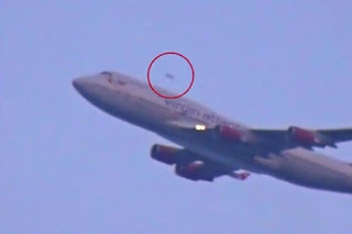  http://dayahguci.blogspot.com/2015/10/penampakan-ufo-unidentified-flying.html