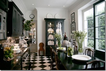 south_africa_black_and_white_Home_14