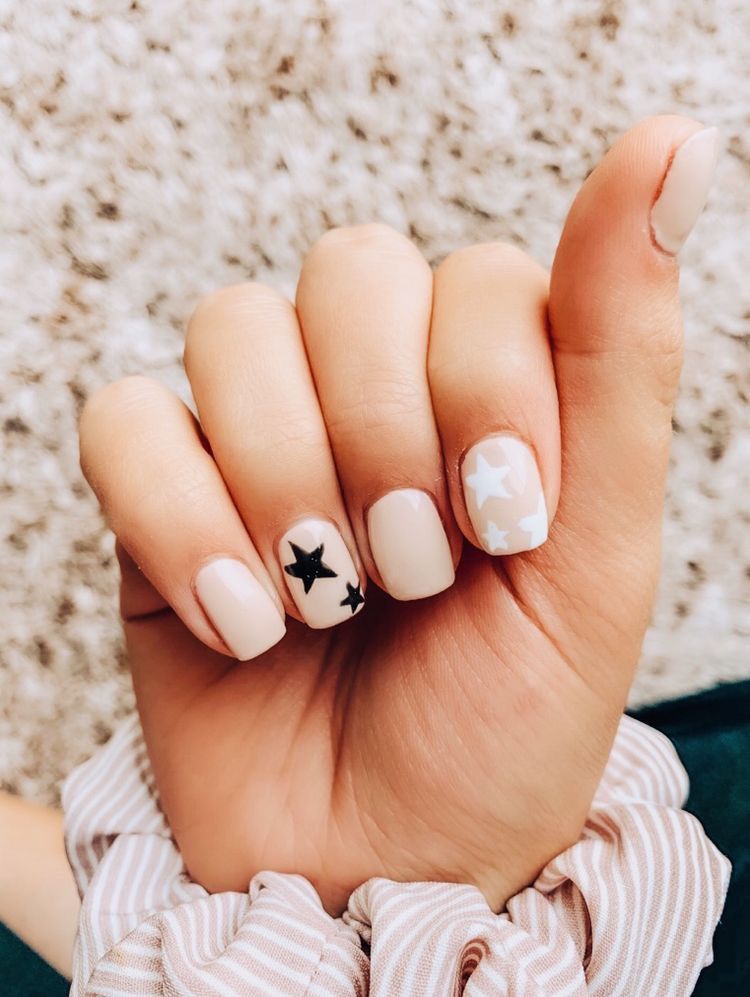 Uñas con lunas y estrellas  Uñas Marifer Leon Hernandez  Facebook