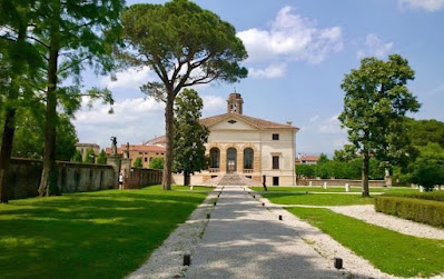 Villa Caldogno, Foto Mirror Face to Face