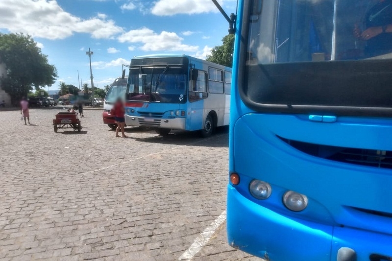 39-furtos-onibus-mercado-municipal-02