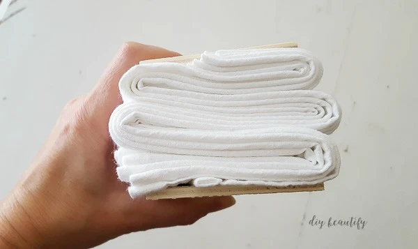 accordian fold