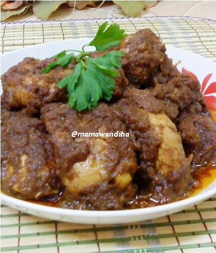 Dari Dapur MaDiHaA: Kerutuk Ayam Adabi