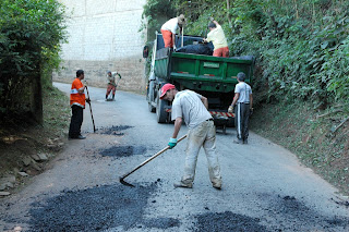  Operação tapa-buracos fez parte do mutirão de limpeza realizado na Granja Florestal