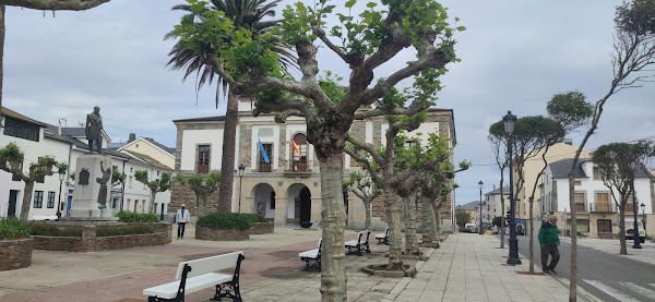 La Plaza de la Constitución en Tapias de Casariego. Asturias