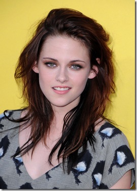 KRISTEN STEWART @ the MTV Video Music Awards 2008 held @ the Paramount studios.
September 7, 2008