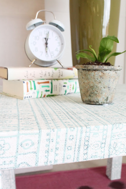 Make a fabric wrapped side table | ikea hacks