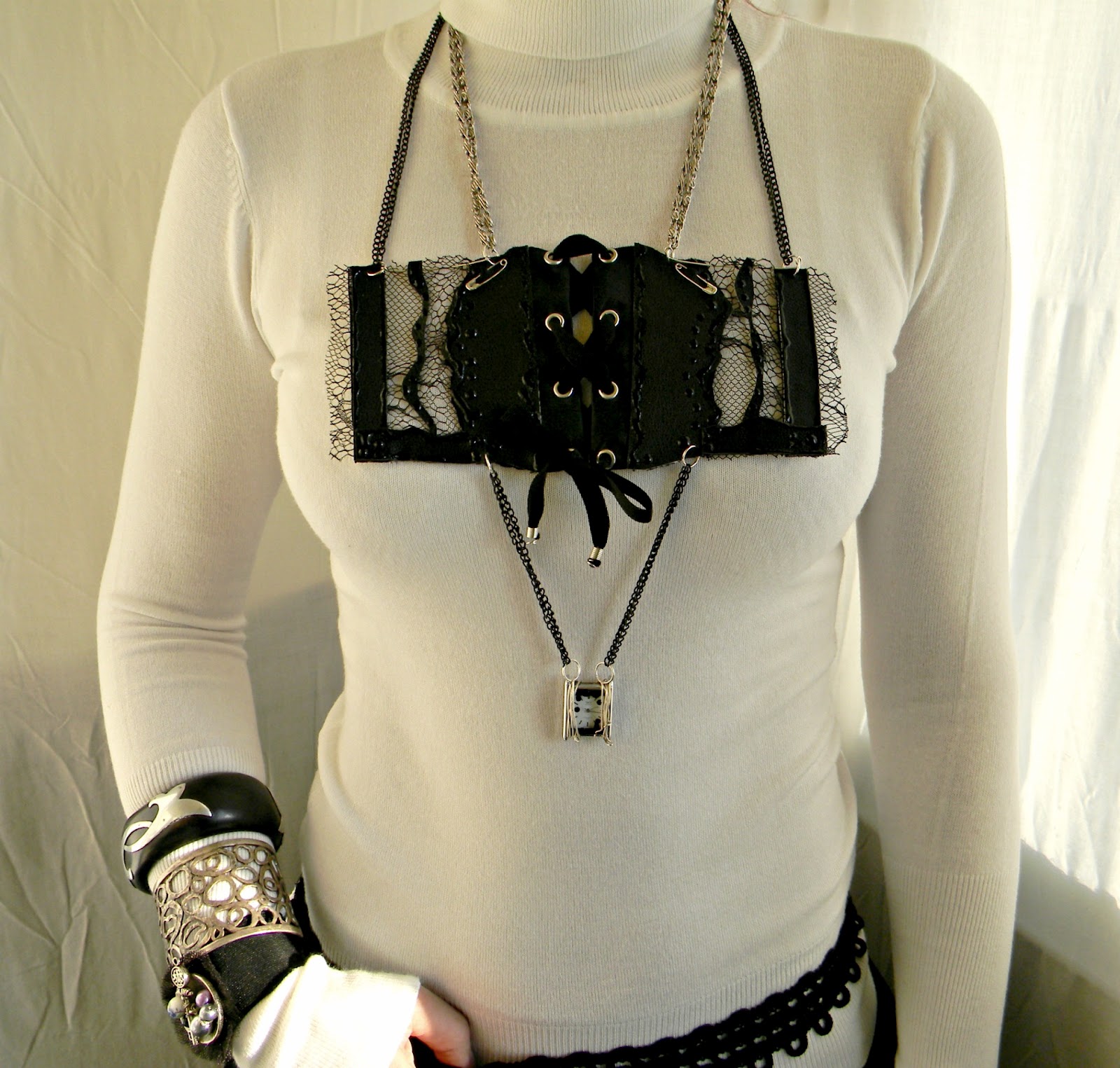 "Gothic Ball" Necklace-Corset