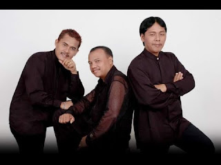 Lirik Lagu Cintaki Holan Tu Ho (Trio Lamtama)