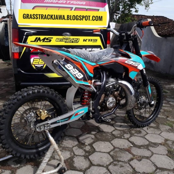  Gambar Modifikasi Rangka Motor Trail Cross Grasstrack Karya Anak Indonesia 7 Gambar Modifikasi Rangka Motor Trail Cross Grasstrack Karya Anak Indonesia