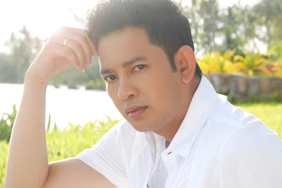 karona pich khmer male singer