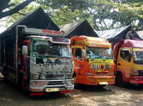 Sewa Truk  Depok Surabaya  Murah  Harga Nego Jasa Angkutan Truk 