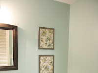 bathroom colors for small rooms