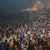 महाशिवरात्रि पर श्रद्धालुओं से पटी महादेव की नगरी काशी, हर तरफ बम-बम की गूंज