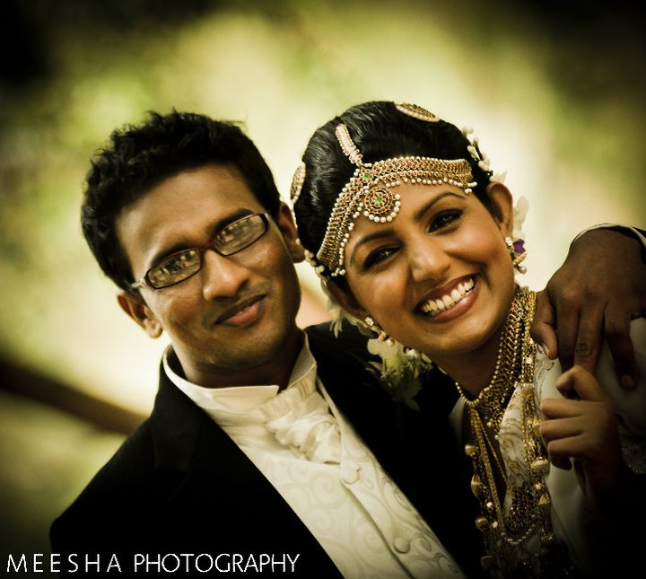Anuruddhika Padukkage  Srilankan Actress Wedding PhotosPics cleavage