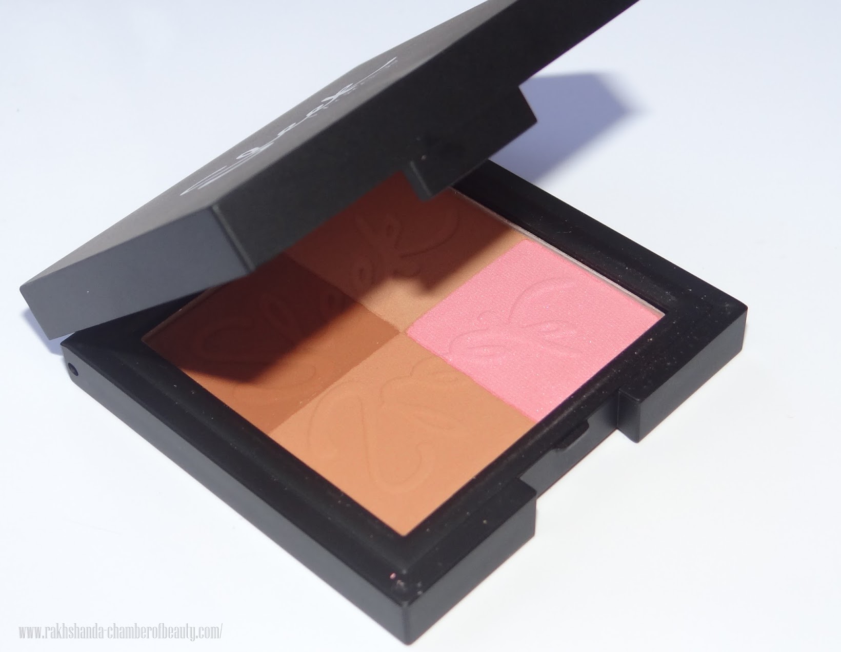 Sleek Makeup Bronze Block LIGHT Review, Photos & Swatches, best drugstore bronzer review & swatches, beauty and makeup, how to contour with Sleek Makeup Bronze Block, Indian beauty blogger, Chamber of Beauty