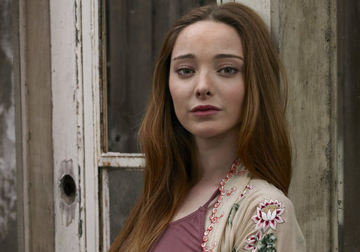Emma Dumont Wiki, Biography, Dob, Age, Height, Weight, Affairs and More