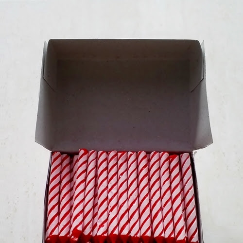 Lilin Spiral Merah Besar BOX 144 (HIKARI)