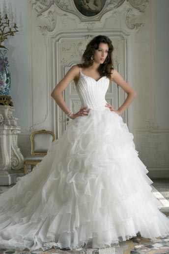 ruffled+wedding+dresses,+ruffled+wedding+dress,+wedding+dresses.jpg