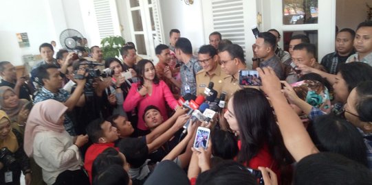 ANIES AKAN CEGAH WARGA SUPAYA TIDAK MENGADU LAGI KE BALAI KOTA