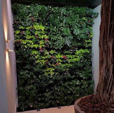 vertical garden - garden style