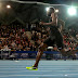 Bolt gana en los 150 mts en Melbourne