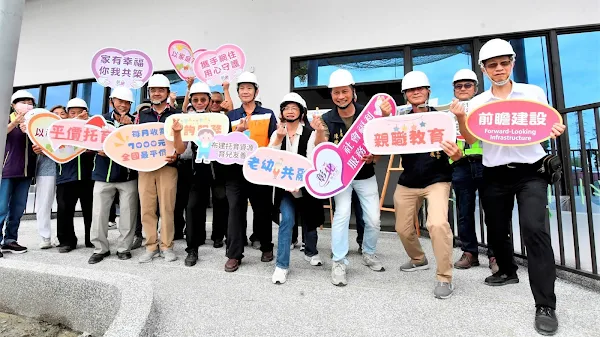 ▲彰化縣政府於北斗牛墟廣場新建「北斗鎮衛生所暨長照社福大樓新建工程」，18日由縣長王惠美率領縣府團隊與民代前往視察，即將在今年8月底完工，提供完善的社福服務。（記者林明佑翻攝）