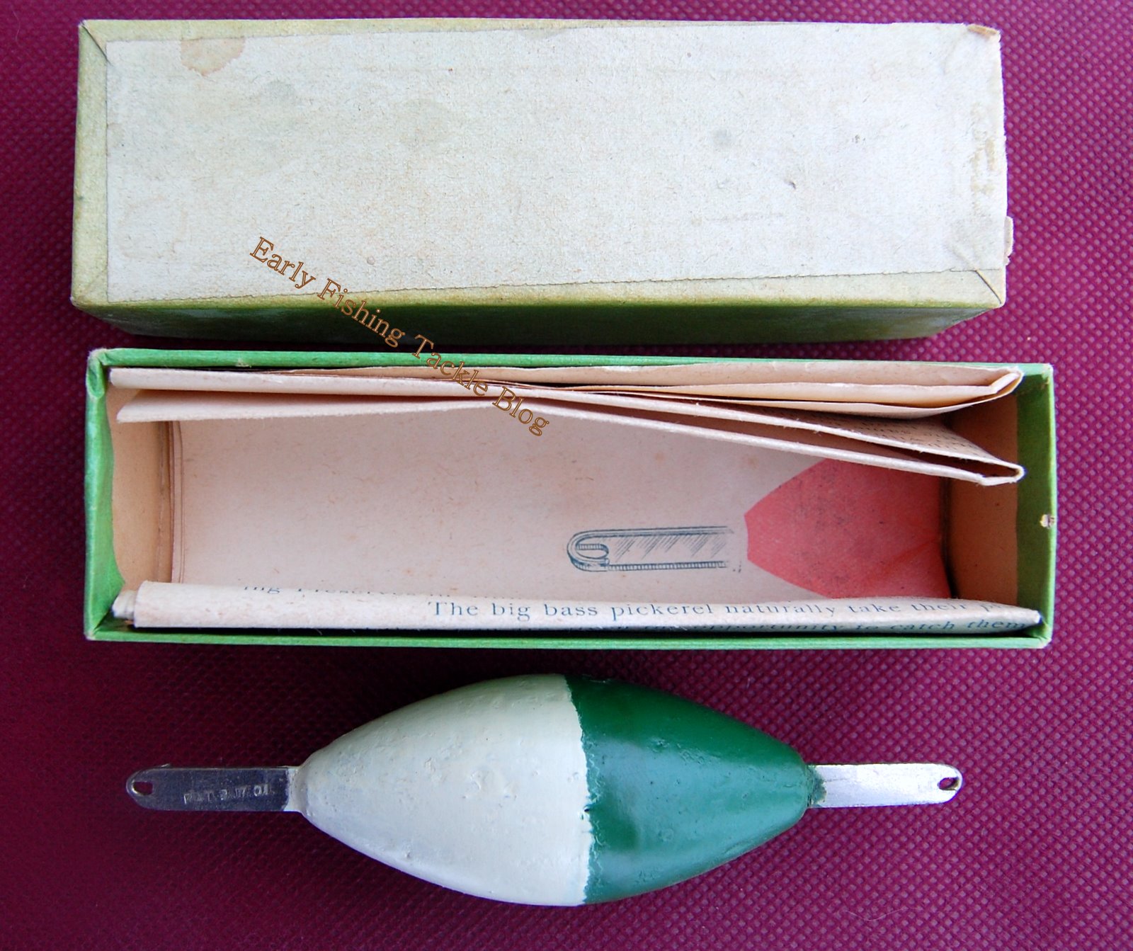 Early Fishing Tackle: Vintage Old Fishing-Floats-Bobbers-Corks