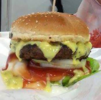 Homemade Grilled Burgers: Burger Bakar Adam ( homemade 