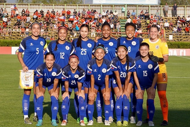 Formación de selección femenina de Filipinas ante Chile, amistoso disputado el 15 de noviembre de 2022