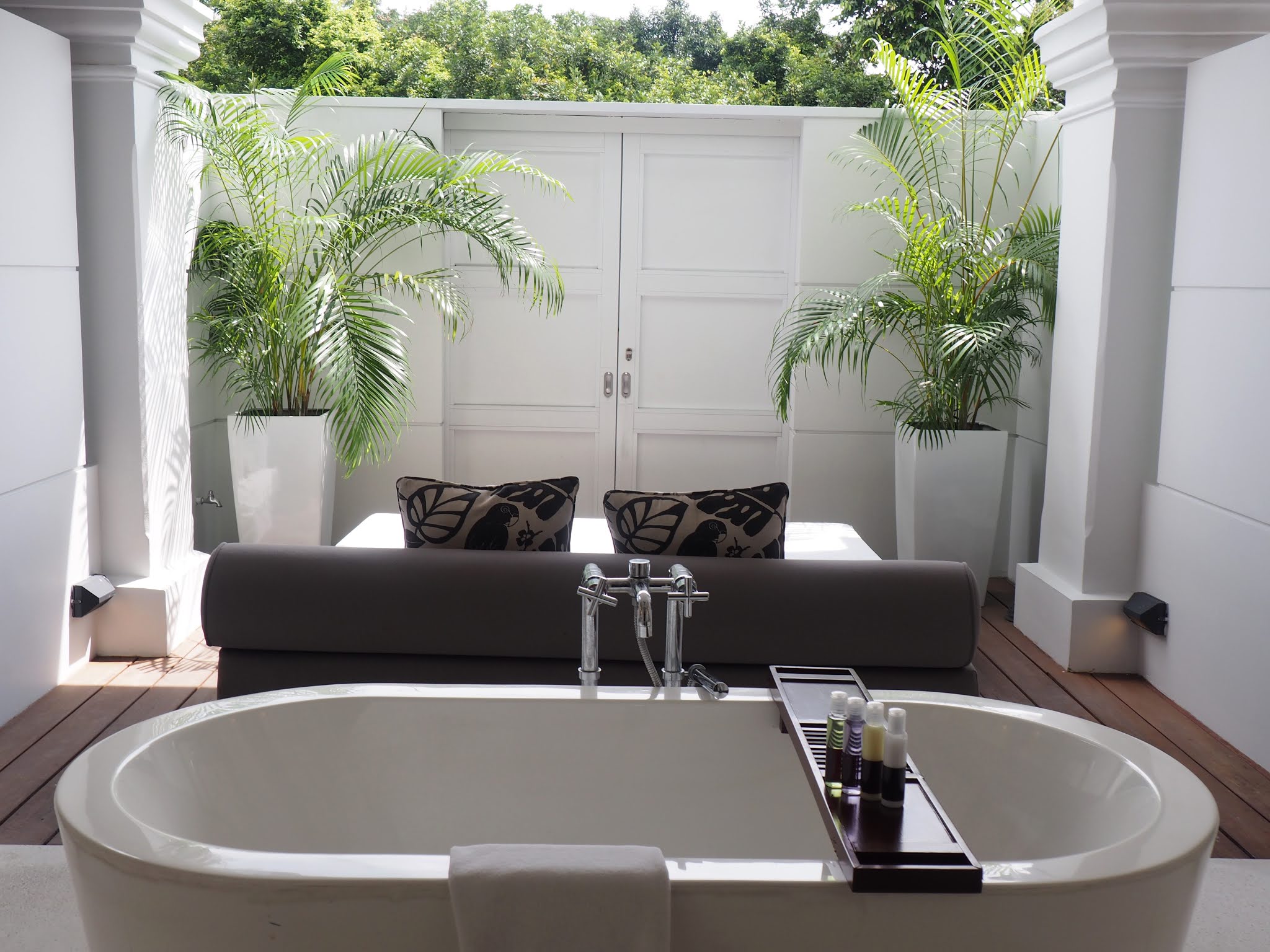 Vinatraveler S Blog Amara Sanctuary Resort Sentosa Singapore An Amazing Must Visit Luxury Resort In Singapore