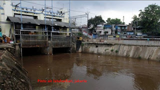 spot mancing di jakarta di pintu air latuharhari