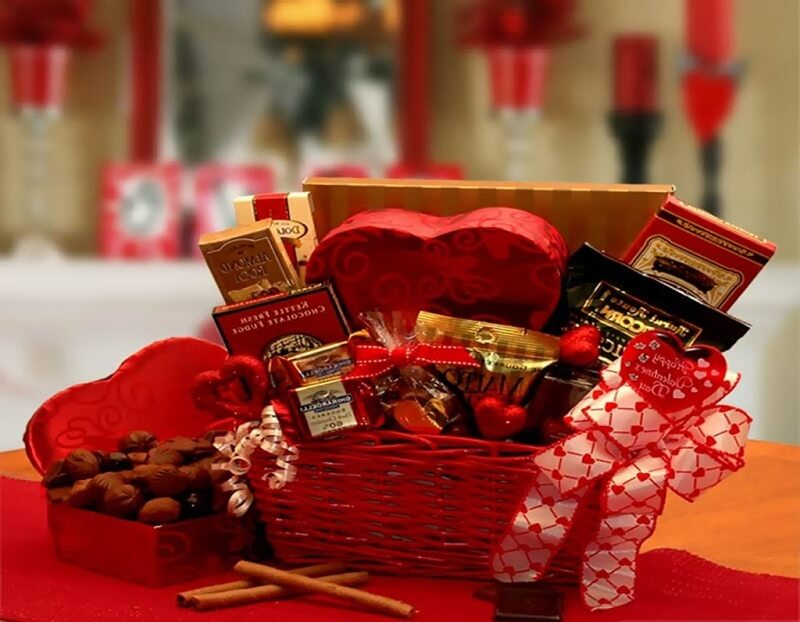 Creative Romantic  Valentines Day Ideas  for Him Her  At Home  