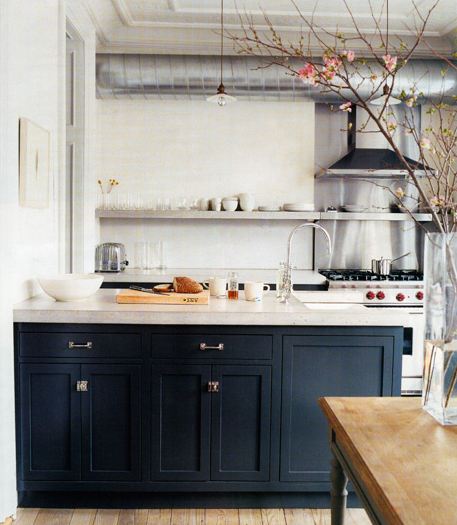 COCOCOZY: BYE BYE WHITE - HELLO DARK KITCHEN CABINETS!